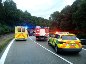 Pět zraněných si vyžádala nehoda dvou osobních vozidel na Strakonicku