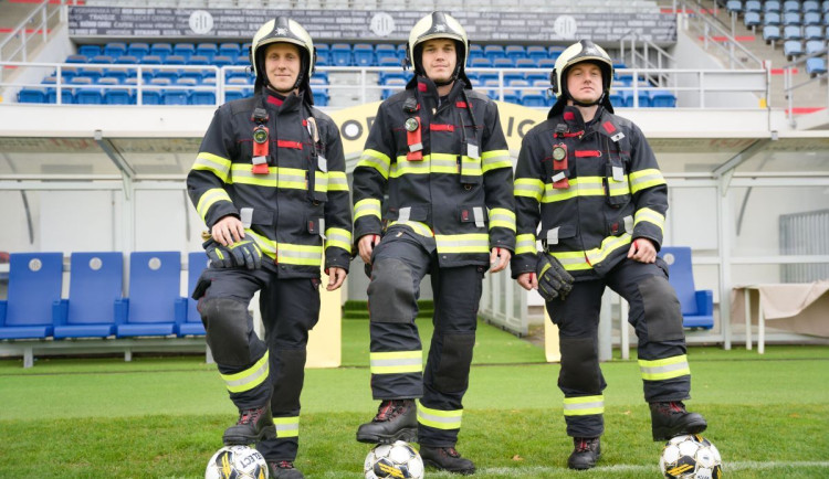 Dynamo proti Zlínu vzdá hold jihočeským hasičům