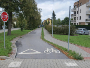 Opilý muž narazil na skútru do veřejného osvětlení. Měl zákaz řízení