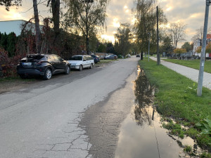 Stávající podoba silnice v Ulici Na Sádkách.