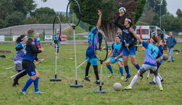 size3-16664188347288-241-v-praze-o-vikendu-probiha-mistrovstvi-republiky-ve-famfrpalu