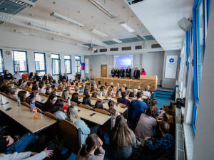 Letošní Týden vzdělávání dospělých v Jihočeském kraji nabídne přednášky osobností z řad sportovců i tváří televizních obrazovek