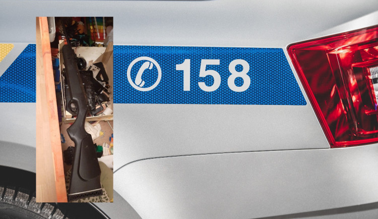 Muž střílel vzduchovkou z okna. Trefil kolemjdoucího do nohy