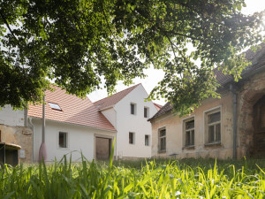 Cenu za architekturu získala stavba na jihu Čech. Majitelé na ní pracovali několik let
