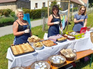 Andělský večer v Bohouškovicích. Dary ze statku zvou na jarmark lokálních výrobců
