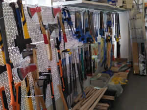 Obchod na sídlišti Šumava v Budějovicích nabízí vše pro kutily i řemeslníky