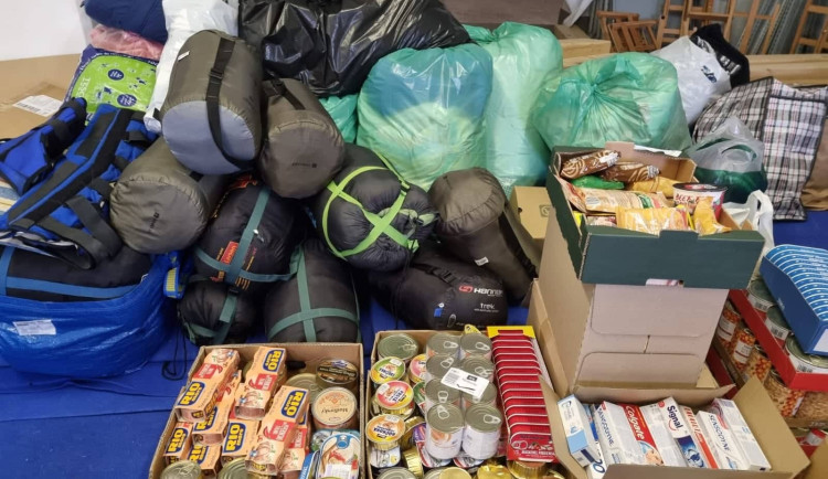 Sbírka pro ukrajinskou armádu v Uničově má i přes negativní reakce velký úspěch. Pokračuje v pátek