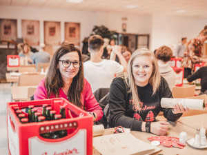 Začíná prodej Požehnaného ležáku. Budvarská vánoční tradice opět pomůže charitě. Letos již pošesté