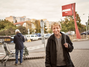 Čučení na seriály by mne zabilo, miluji být mezi lidmi, říká Věra Liscová z PENNY