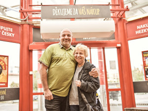 Čučení na seriály by mne zabilo, miluji být mezi lidmi, říká Věra Liscová z PENNY