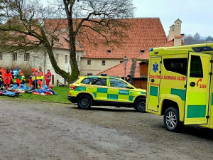 V areálu krumlovského zámku cvičili záchranáři zásah u teroristického útoku