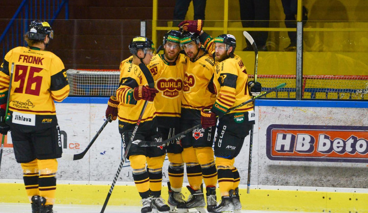 Vítězství po dvou týdnech. Dukla zlomila nepříznivou sérii, rezervu Pardubic porazila 4:2