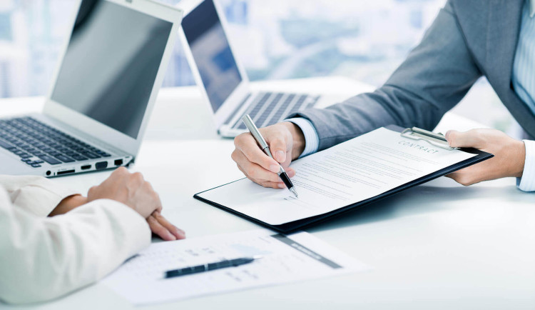 Pracovní úraz či dopravní nehoda? Vindicia už klientům vymohla na odškodnění 1,2 miliardy korun