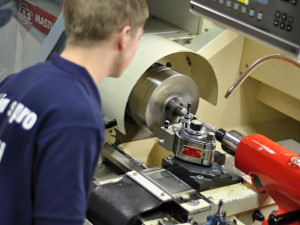 Najde se mezi vámi někdo, kdo by neznal jednu z největších škol Jihočeského kraje, a to VOŠ, SPŠ automobilní a technickou? 