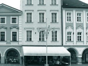 DRBNA HISTORIČKA: V 19. století vznikaly noviny na budějckém náměstí