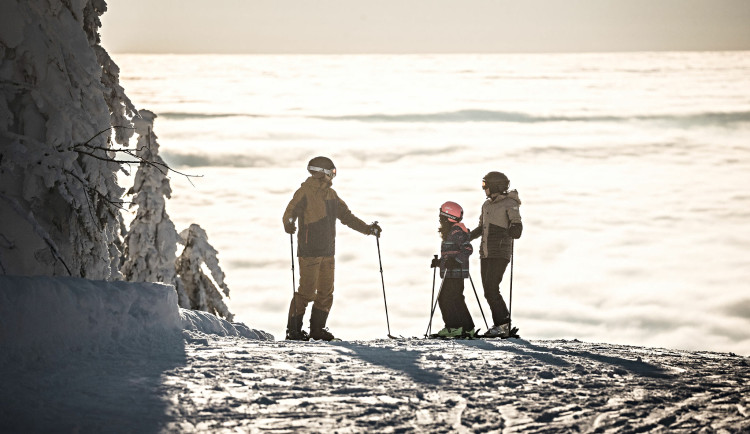 Některé areály zahájí o víkendu lyžařskou sezónu. Otevře Hochficht a Kvilda