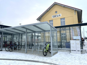 V Soběslavi otevřeli nový přestupní terminál. Autobusové nádraží nahradí parkoviště
