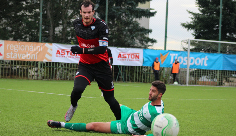 Útočník Jakub Šašinka už za Táborsko nastoupil při utkání Tipsport ligy.