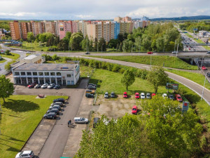 Budějcký Autostart slaví 30 let. Suzuki se pro řadu našich klientů stalo srdcovkou, říká majitel