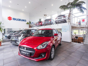 Budějcký Autostart slaví 30 let. Suzuki se pro řadu našich klientů stalo srdcovkou, říká majitel