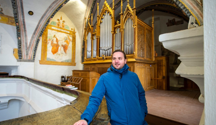 Varhanář Nožina opravil v Česku přes sto nástrojů, při poslední opravě se zamiloval