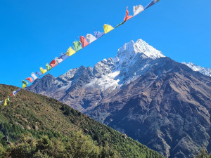 SAMA V NEPÁLU: Himalájská facka, první pohled na majestátné velikány a osobní loučení