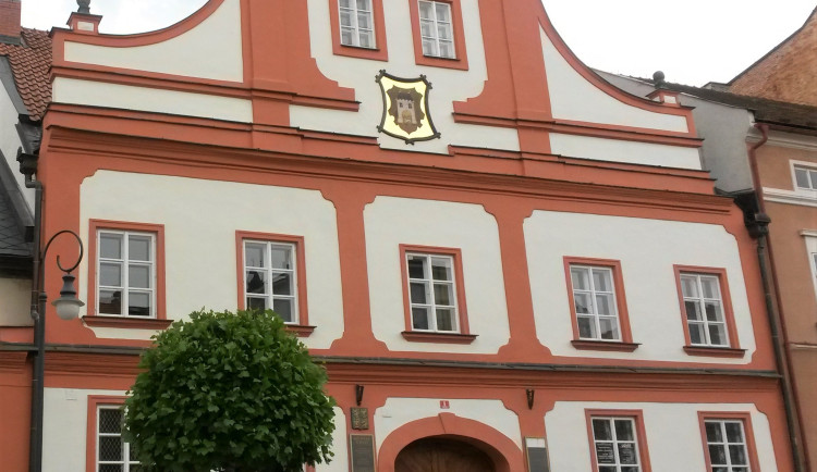 Vimperk při rekonstrukci části radnice objevil místnosti ze šestnáctého století