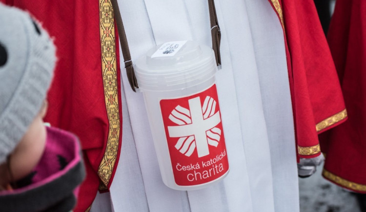 16414566935459-152-charita-5