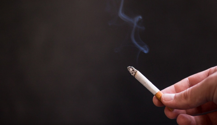 Cigarety kvůli zvýšení daně letos zdraží nejméně o čtyři koruny