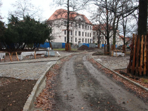 Park Dukelská se otevře v květnu. Bez herních prvků