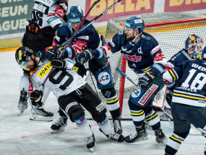 Hokejisté Sparty potřetí v sezoně porazili Budějovice, rozhodli ve druhé části