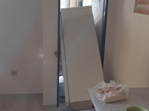 Policie v Táboře zadržela agresivního muže. Měl u sebe zbraň