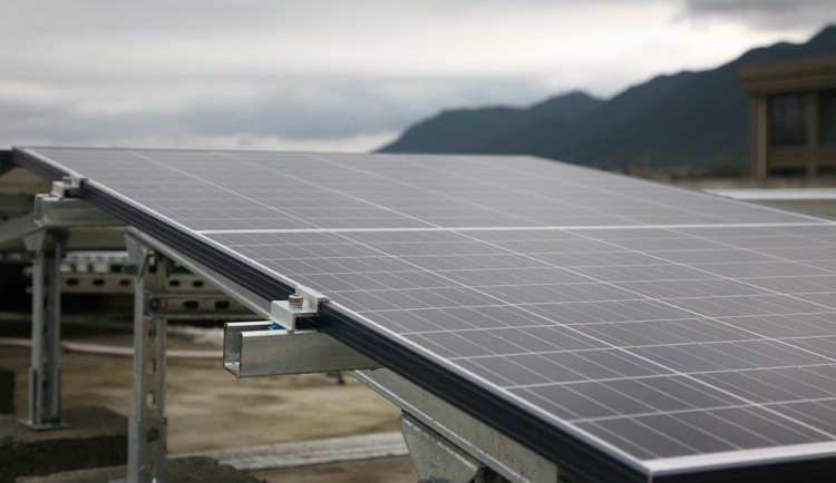 Prachatice chtějí na střeše teplárny postavit fotovoltaickou elektrárnu