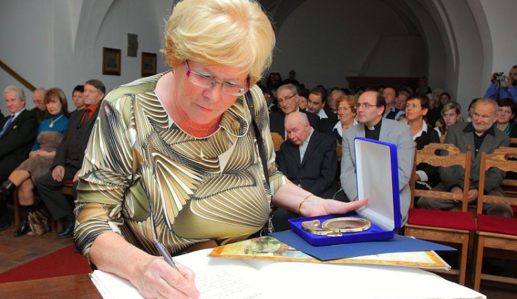 Šternberk oplakává odchod oblíbené knihovnice Jany Konupčíkové. Zemřela tento týden ve věku 78 let