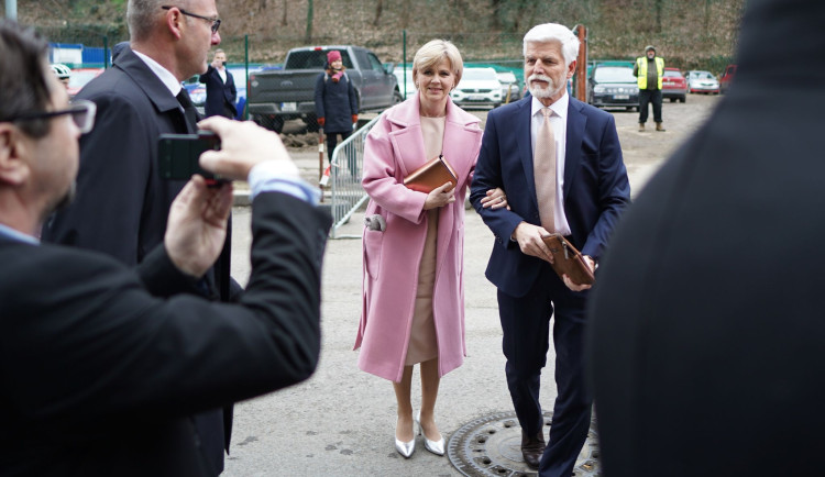 ANKETA: Jak jste spokojeni s novým prezidentem republiky Petrem Pavlem?