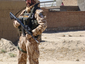 Nezapomenu na specifický zápach těl při exhumaci, říká Martin Karvan. U armády končí po třiceti letech