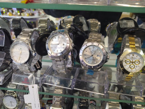 Jihočeští celníci v lednu zadrželi padělky zboží za 60 milionů korun