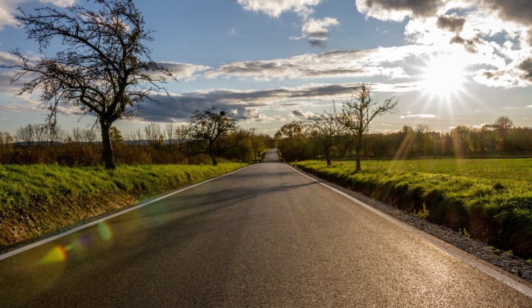Na opravy silnic bude mít Olomoucký kraj od státu o polovinu víc peněz než loni. Celkem 367 milionů