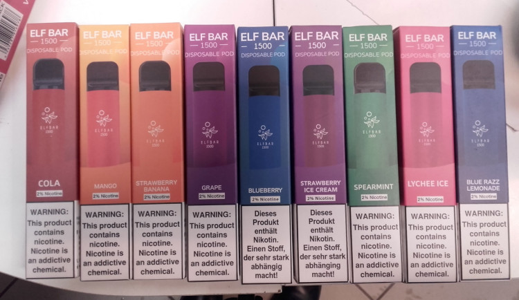 Olomoučtí hygienici odhalili nebezpečné elektronické cigarety. Měly víc nikotinu, než je povolený limit