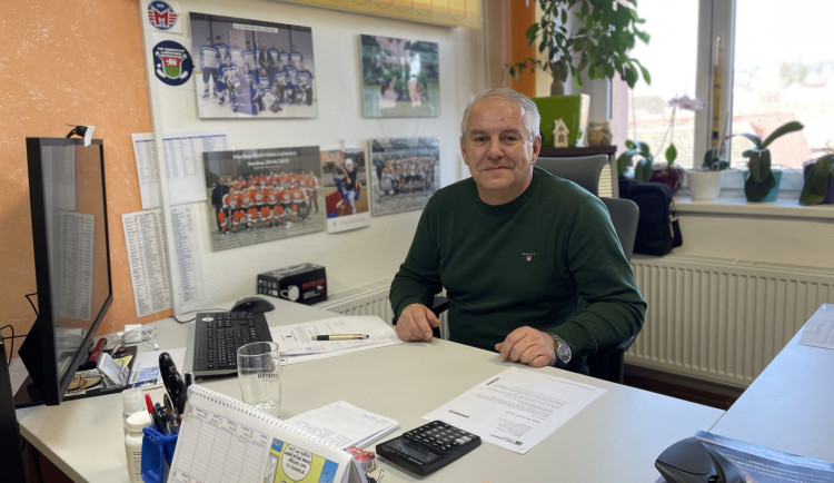 Starosta Ločenic Jaroslav Bína.