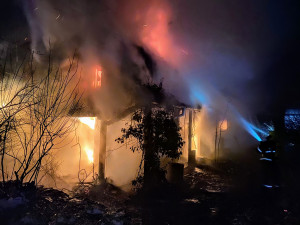 Hasiči likvidovali požár stavení. Škoda přesáhne tři miliony korun