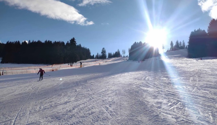 Lyžařské areály hlásí ideální podmínky. Pomohlo sněžení i mrazy