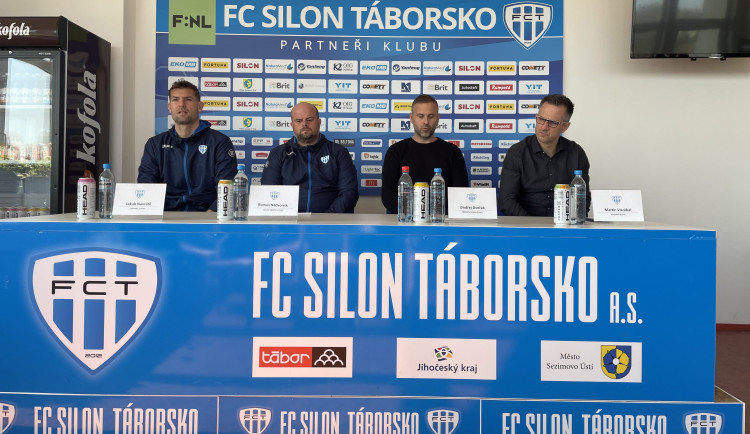 Táborsko se chce stát štiou jihočeského fotbalu. Před jarní částí obměnilo kádr.