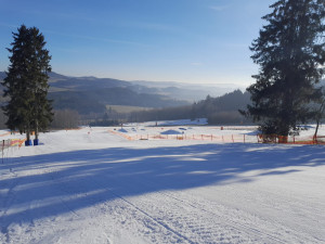 Zimní střediska na jihu Čech nabízejí navzdory oteplení dobré sněhové podmínky