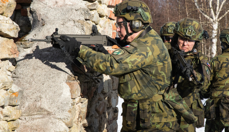 V minulém životě jsem byl asi tuleň, říká voják aktivních záloh Pavel Kaas.