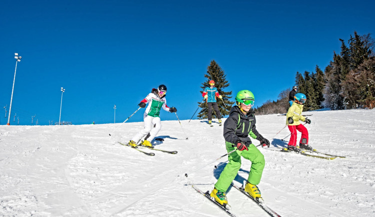 Sezonu v lyžařských areálech na jihu Čech ovlivnila lednová obleva