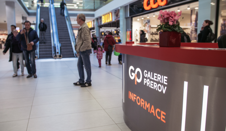 Přerovská nákupní galerie omezila wifi. Také díky tomu se party mladistvých výrostků stáhly