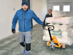 Jihočeský kraj dodá do zemětřesením zpustošeného Turecka a Sýrie skoro dva tisíce matrací