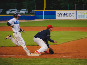 Baseballisté Sokola Hluboká nad Vltavou pod vedením Američana Timothy Crowa ladí před Extraligou formu na severu Itálie