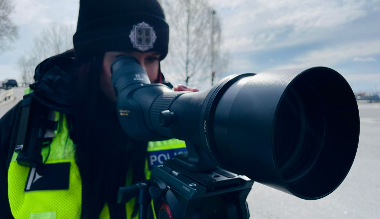 Každý třetí řidič platil při kontrolách v Olomouckém kraji pokutu. Jeden cizinec padělal řidičák